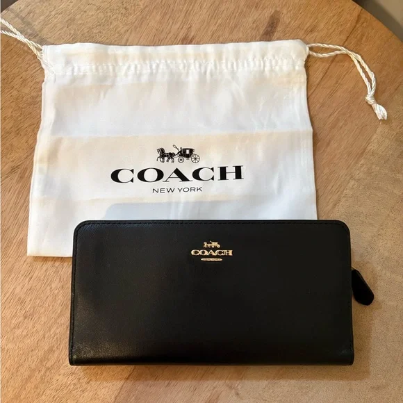 Coach Black Leather Wallet - Picture 1 of 6